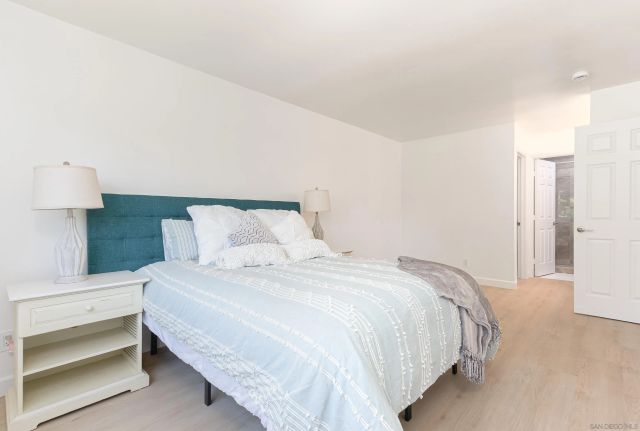 359 N Melrose Drive H, Vista, CA 92083