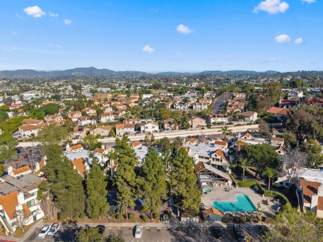 359 N Melrose Drive H, Vista, CA 92083