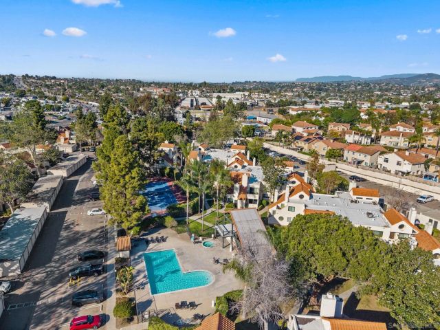 359 N Melrose Drive H, Vista, CA 92083