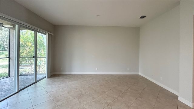 1951 Grey Falcon Circle SW, Vero Beach, FL 32962