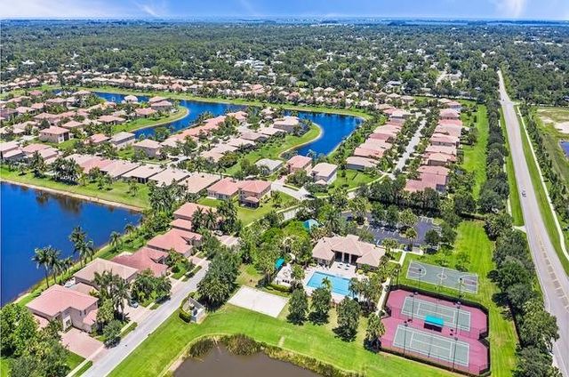 1951 Grey Falcon Circle SW, Vero Beach, FL 32962