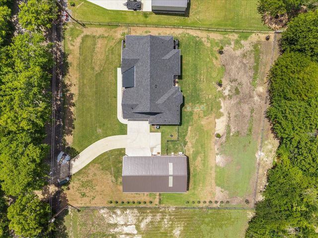 381 County Road 4945, Leonard, TX 75452