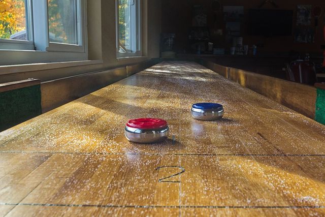 33 Shoreline Road B, Lake Barrington, IL 60010