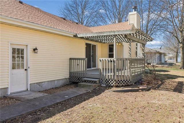 204 W 1st Street, Garden City, MO 64747
