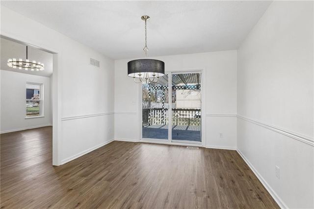 204 W 1st Street, Garden City, MO 64747