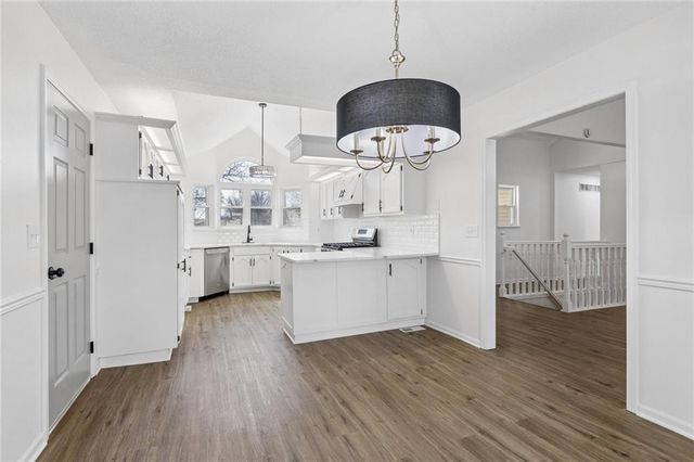 204 W 1st Street, Garden City, MO 64747