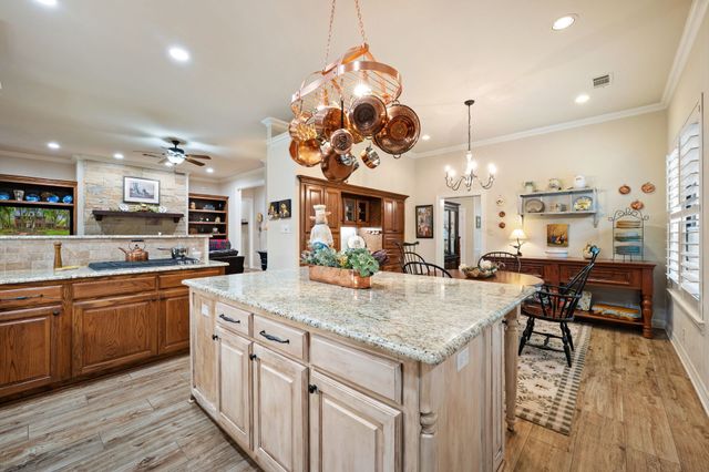 3833 Montecito Drive, Denton, TX 76205