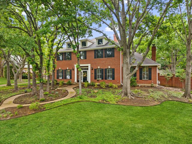 3833 Montecito Drive, Denton, TX 76205