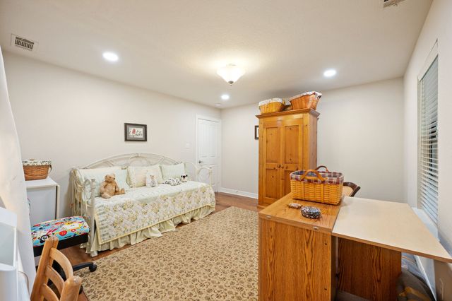 3833 Montecito Drive, Denton, TX 76205