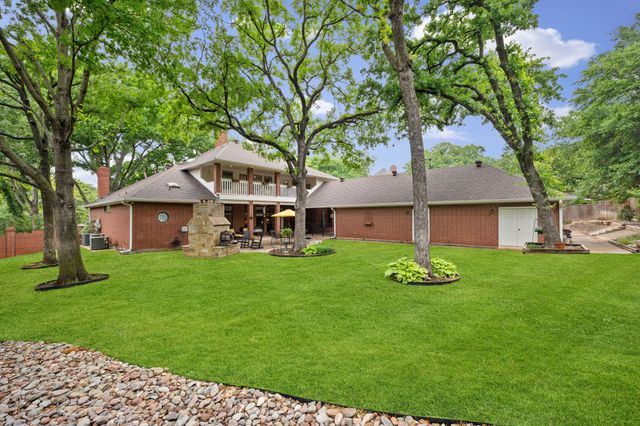 3833 Montecito Drive, Denton, TX 76205