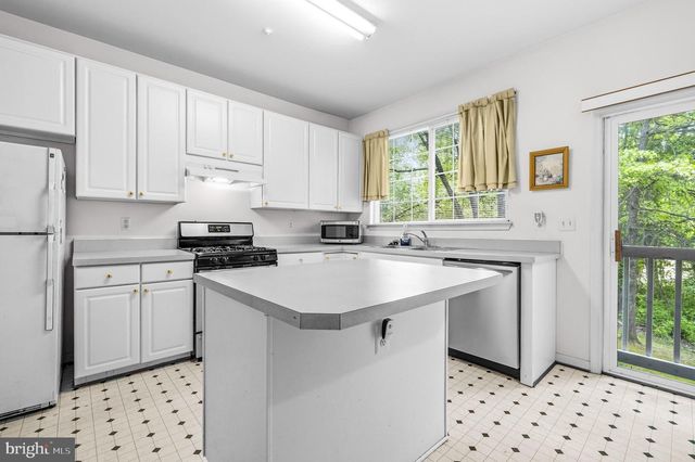 4301 HICKORY LEAF CT, Bowie, MD 20716