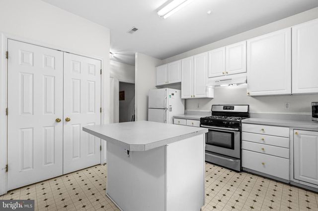 4301 HICKORY LEAF CT, Bowie, MD 20716
