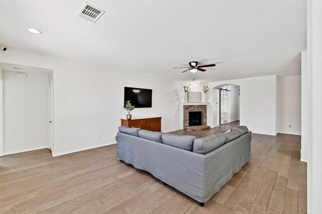 1708 Settlement Way, Aubrey, TX 76227