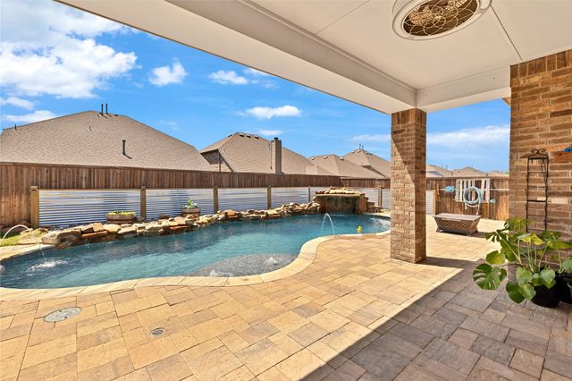 1708 Settlement Way, Aubrey, TX 76227