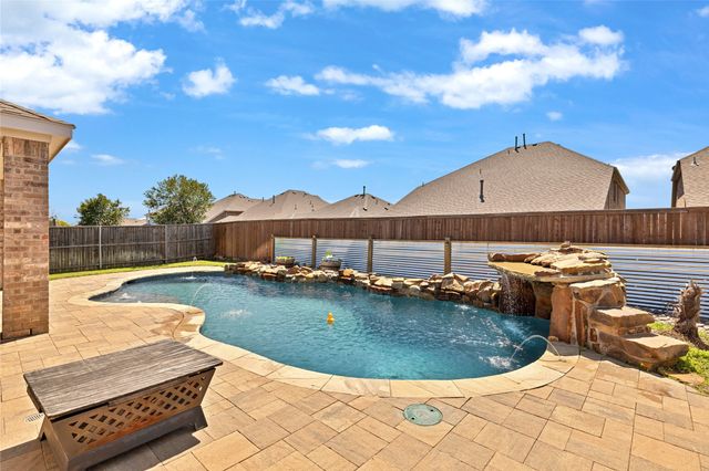 1708 Settlement Way, Aubrey, TX 76227