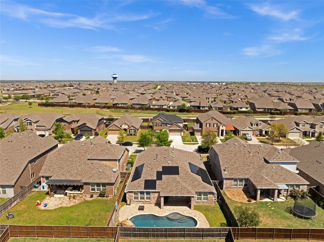 1708 Settlement Way, Aubrey, TX 76227