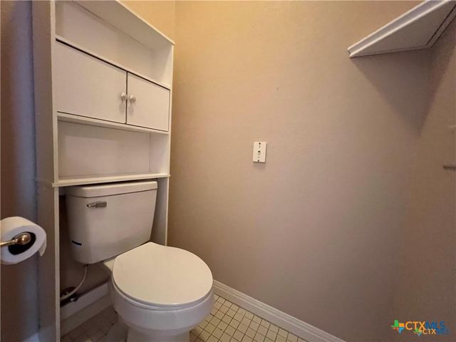 742 W San Antonio Street, San Marcos, TX 78666