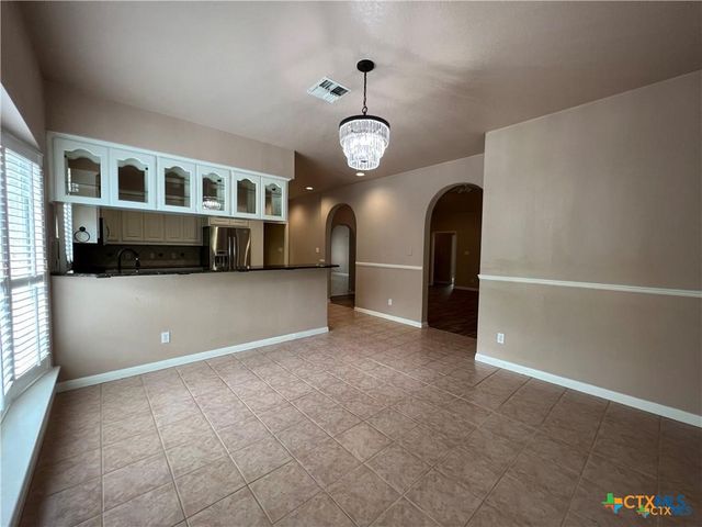 742 W San Antonio Street, San Marcos, TX 78666