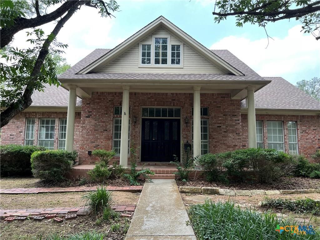 742 W San Antonio Street, San Marcos, TX 78666