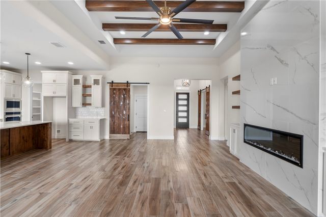 2418 Pegasus Dr, Corpus Christi, TX 78415