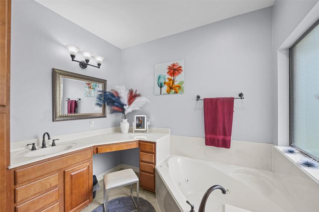 910 Apollo Street, New Caney, TX 77357