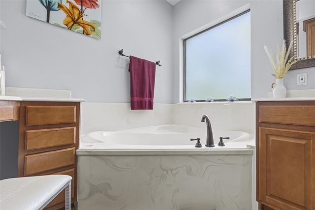 910 Apollo Street, New Caney, TX 77357