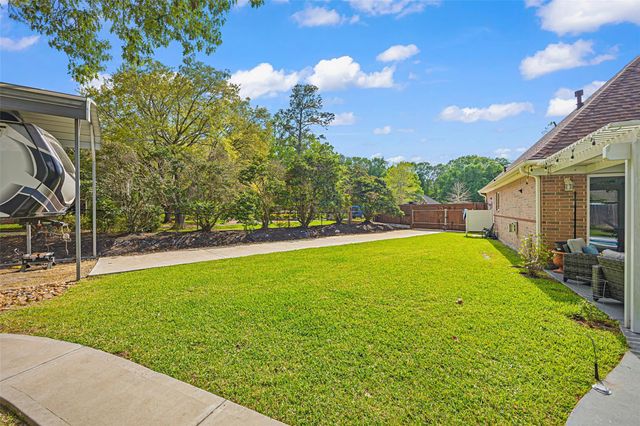 910 Apollo Street, New Caney, TX 77357