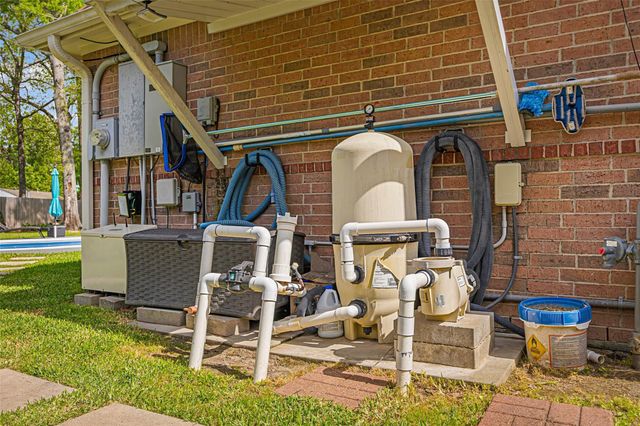 910 Apollo Street, New Caney, TX 77357