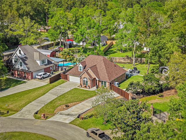 910 Apollo Street, New Caney, TX 77357