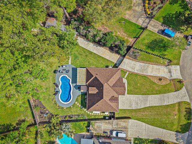 910 Apollo Street, New Caney, TX 77357