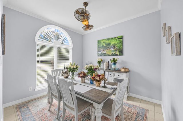 910 Apollo Street, New Caney, TX 77357