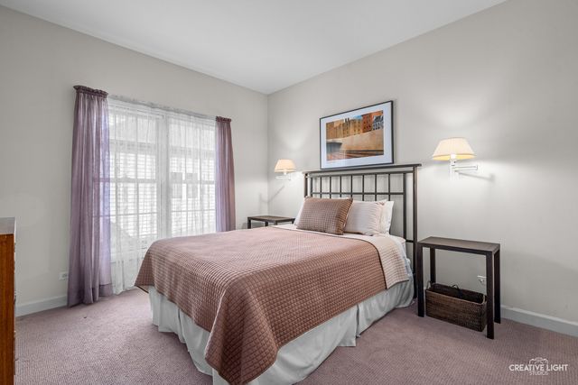 359 Johnson Woods Drive, Batavia, IL 60510