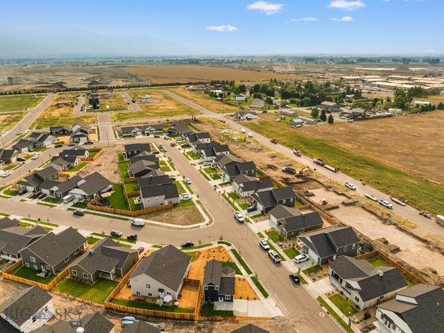 515 Reflector Rd, Belgrade, MT 59714