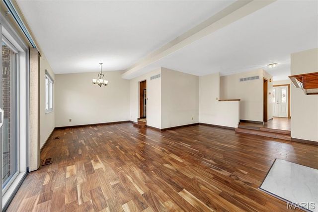 13112 Royal Pines Drive, St Louis, MO 63146