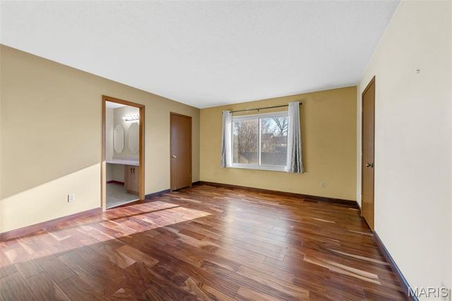 13112 Royal Pines Drive, St Louis, MO 63146