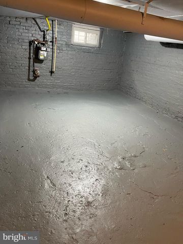 1810 N CHAPEL ST, Baltimore, MD 21213