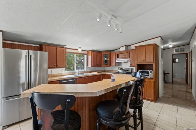 157 County Road 5635, Castroville, TX 78009
