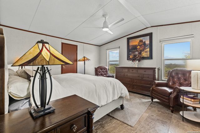 157 County Road 5635, Castroville, TX 78009