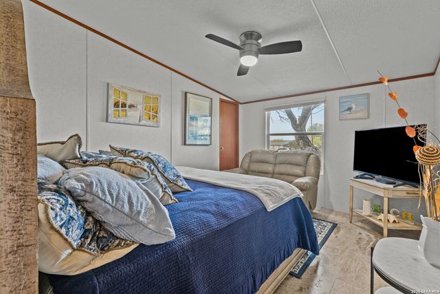 157 County Road 5635, Castroville, TX 78009