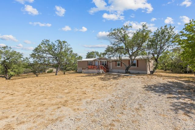 157 County Road 5635, Castroville, TX 78009