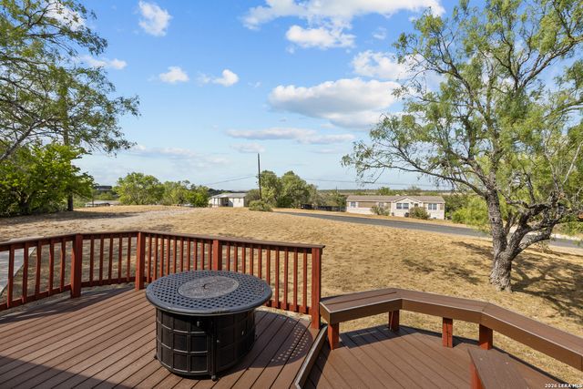 157 County Road 5635, Castroville, TX 78009