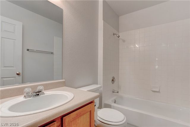 690 Ambling Gait Avenue, Henderson, NV 89015