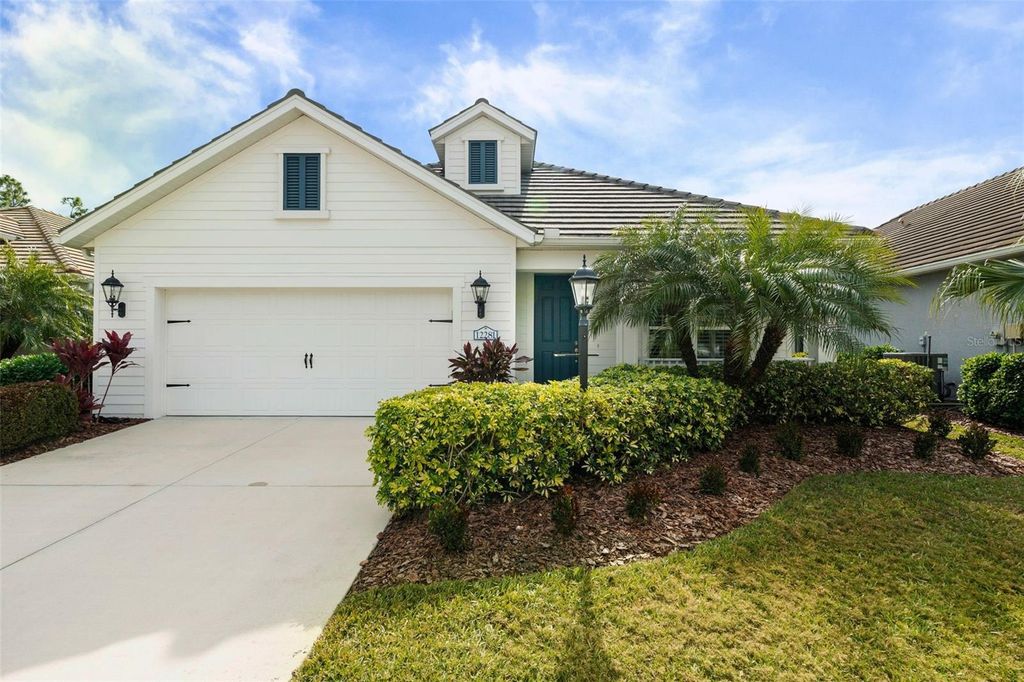 12281 STUART DRIVE, Venice, FL 34293