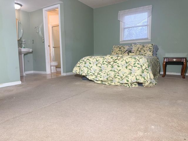 108 Sandtrap Road, Summerville, SC 29483