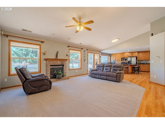10800 Nw 13TH Pl, Vancouver, WA 98685