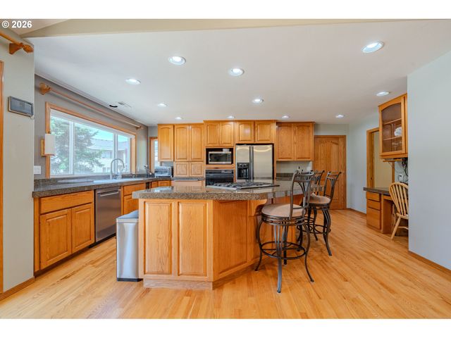 10800 Nw 13TH Pl, Vancouver, WA 98685