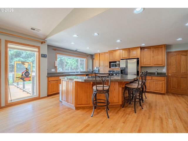 10800 Nw 13TH Pl, Vancouver, WA 98685