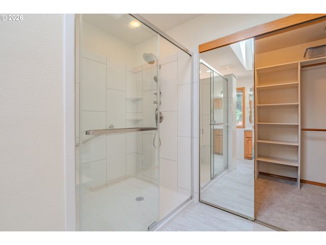 10800 Nw 13TH Pl, Vancouver, WA 98685