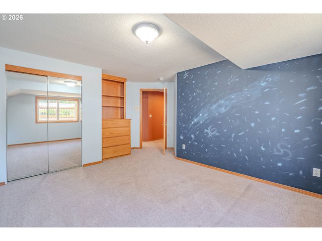 10800 Nw 13TH Pl, Vancouver, WA 98685