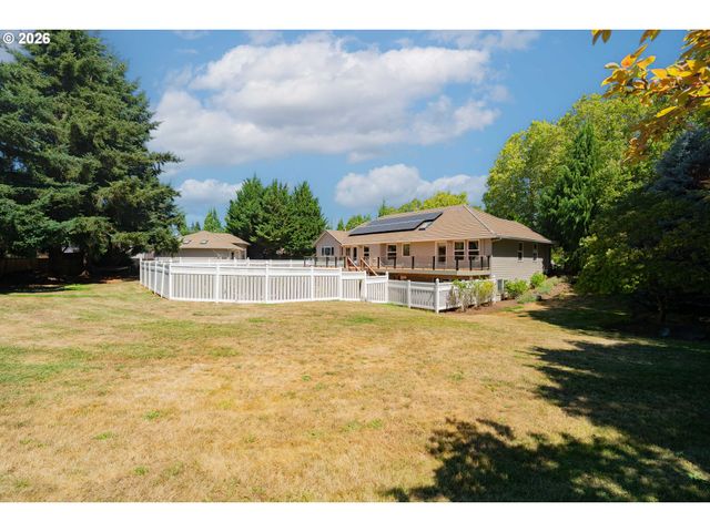 10800 Nw 13TH Pl, Vancouver, WA 98685